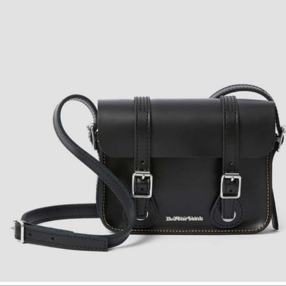 Dr. Martens 7" Kiev Leather Satchel